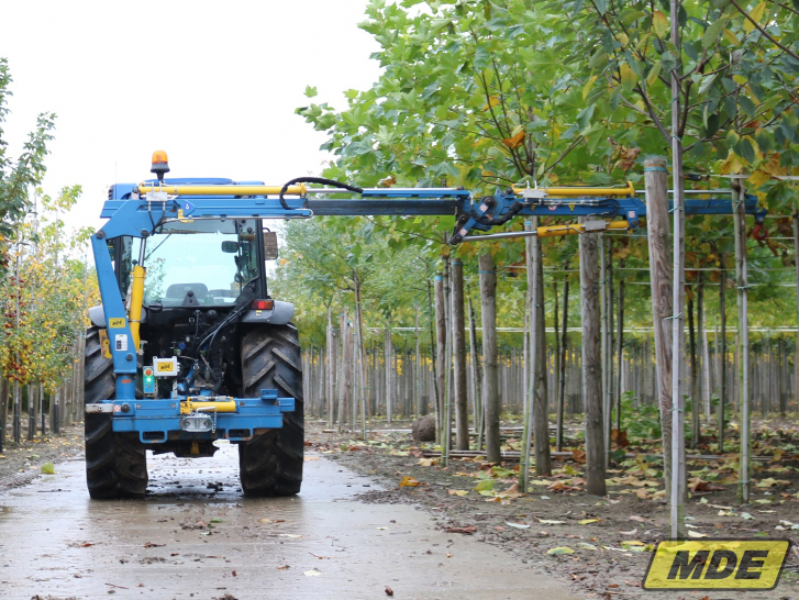 mde-machinebouw-bomenlaadkraan-15000e1j1-10-