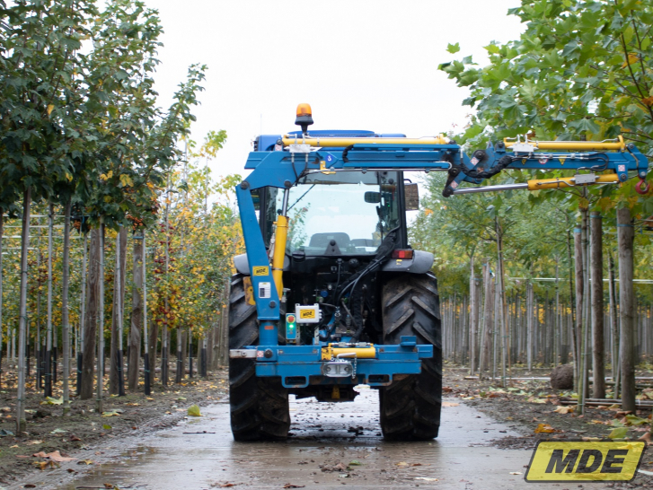 mde-machinebouw-bomenlaadkraan-15000e1j1-5-