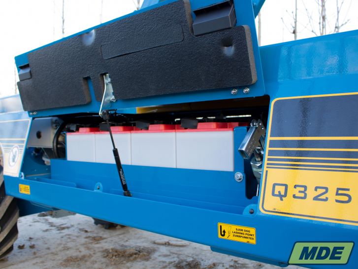 mde-machinebouw-snoeiplateau-q325e-17-